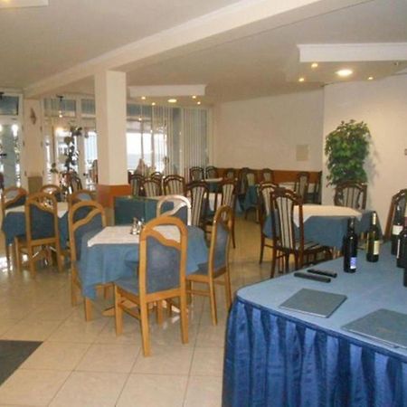 Studio & Apartments More Neum Luaran gambar