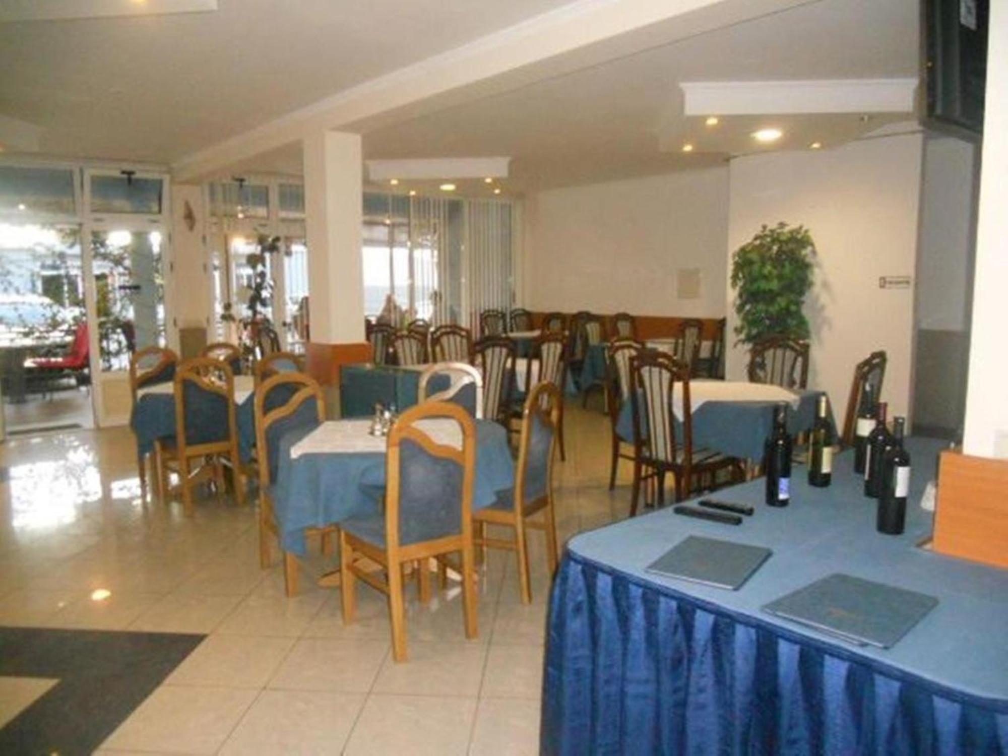 Studio & Apartments More Neum Luaran gambar